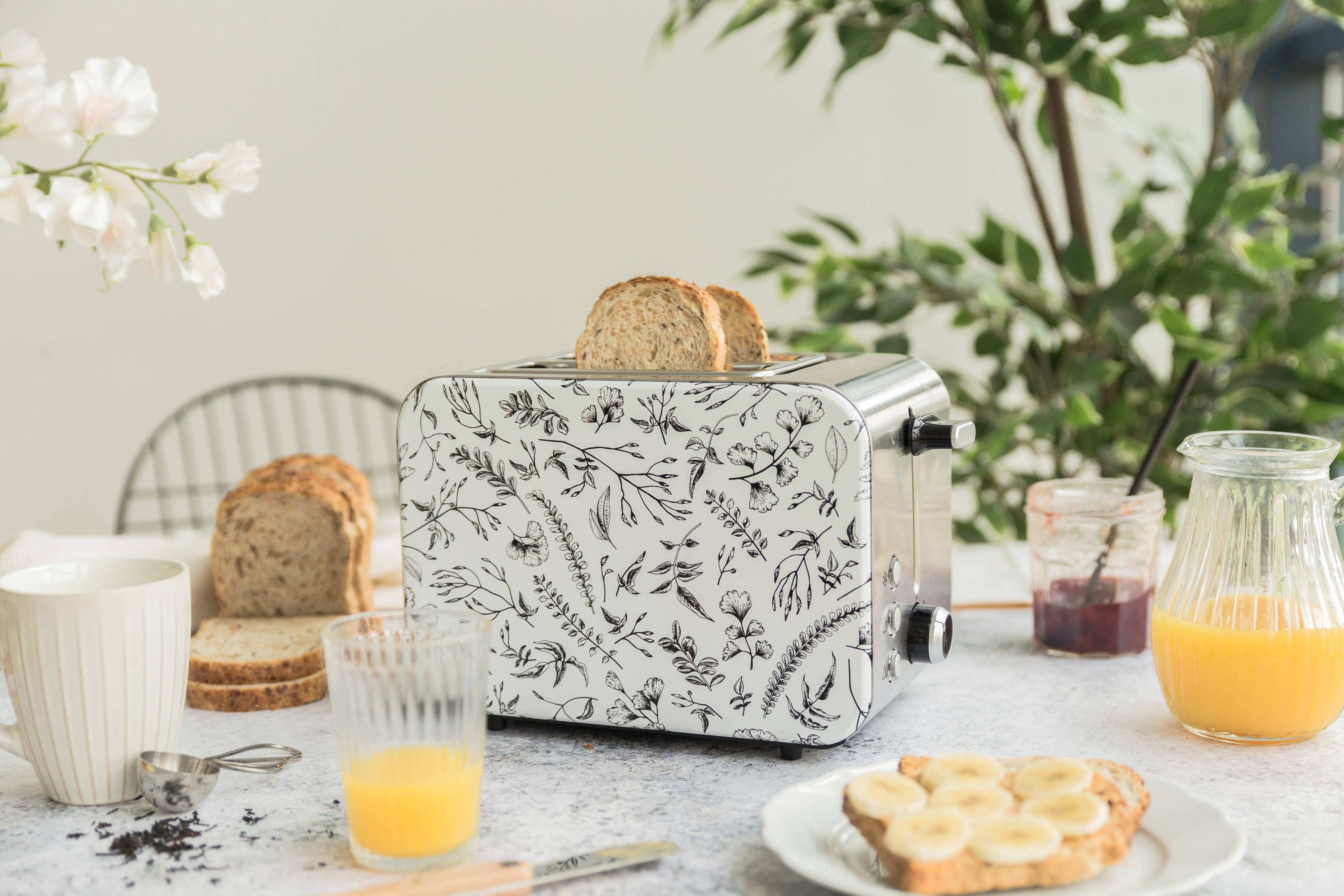 Floral toaster
