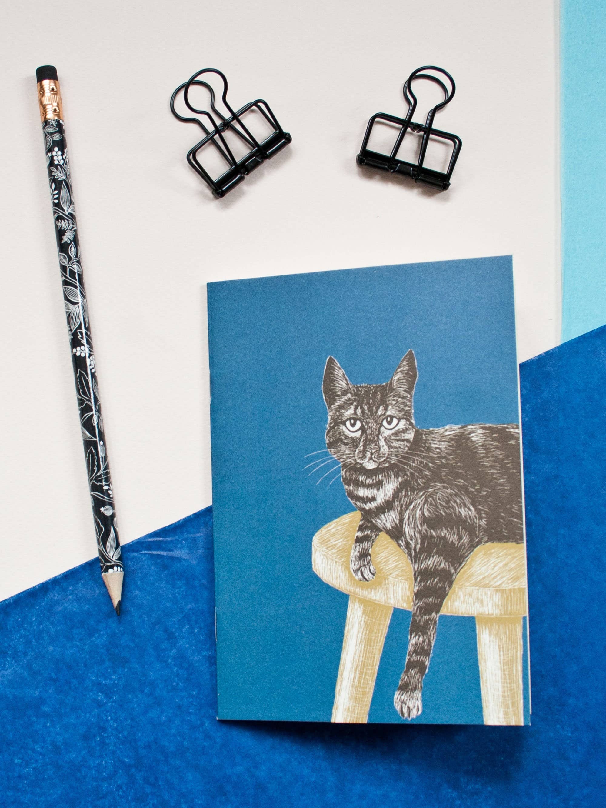 Cat notebook in DIN A6 format with 40 blank pages