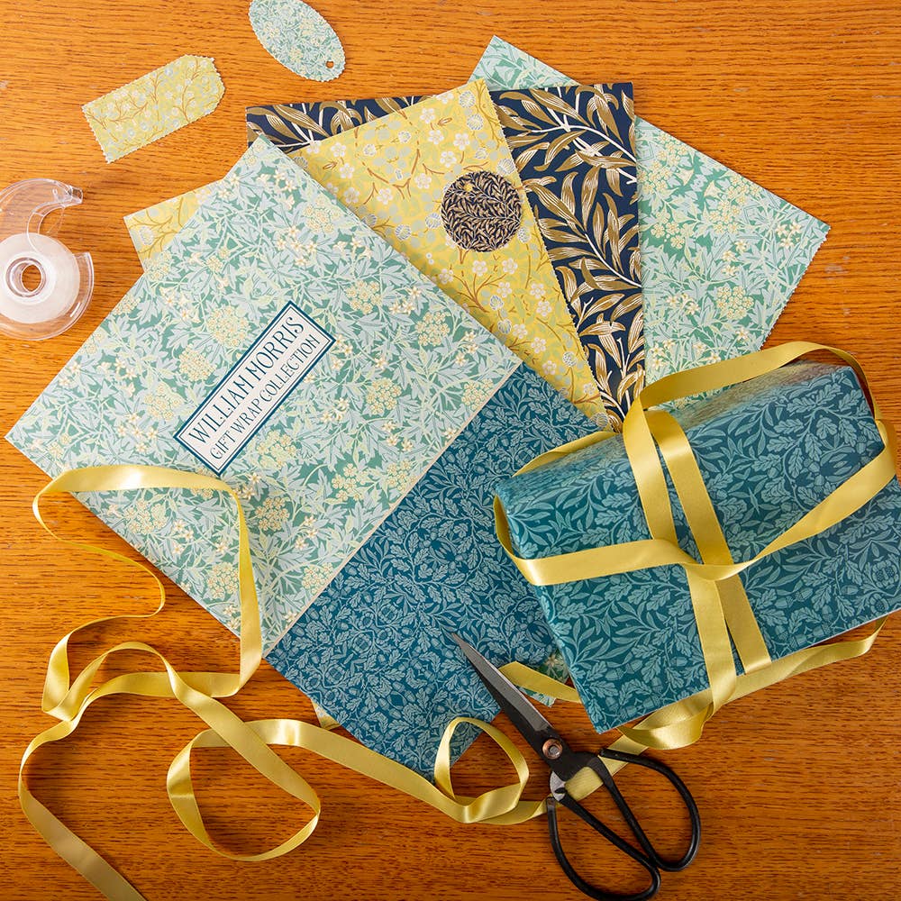 Gift Wrap Collection - William Morris - Jasmine