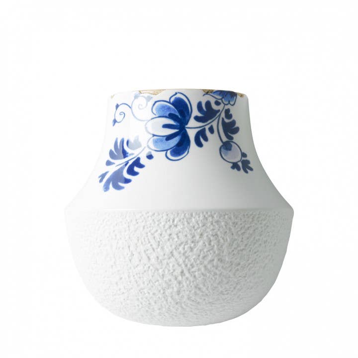 Blue Blossom Wall flower pot 1