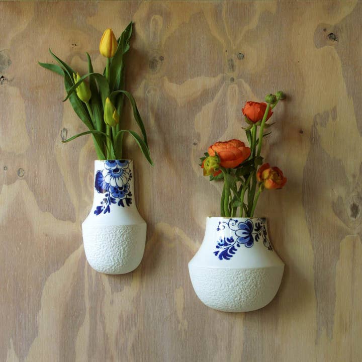 Blue Blossom Wall flower pot 1